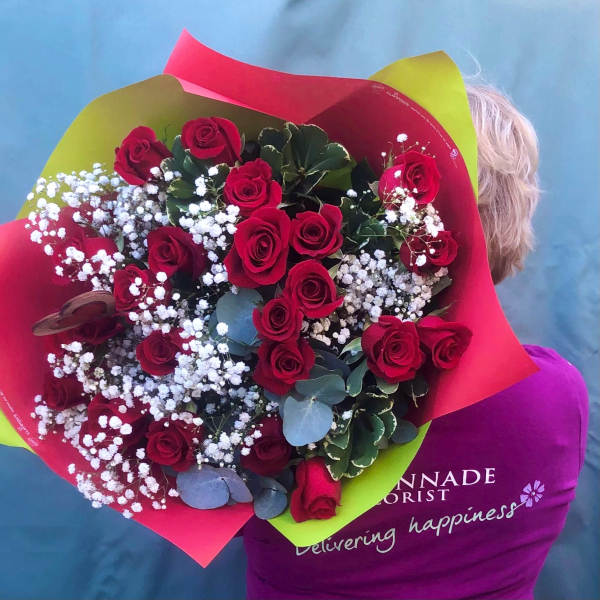 24 red rose handtied