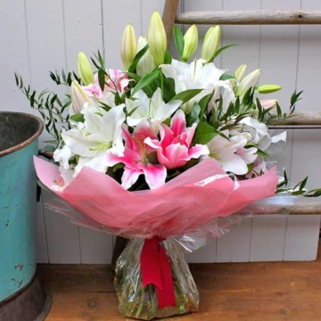 lily-lane-bouquet