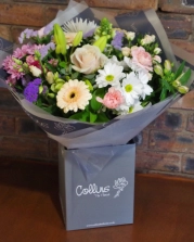 pastel-handtied