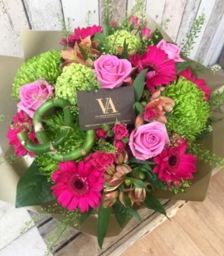 florist-choice-hand-tied