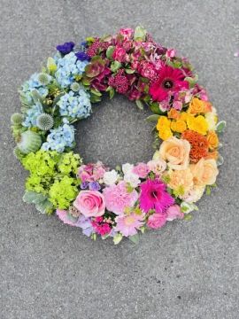 rainbow-wreath