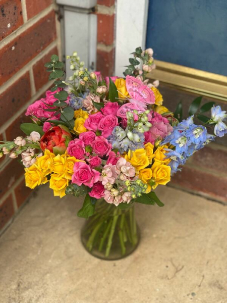 signature-vase