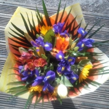 colour-splash-hand-tied