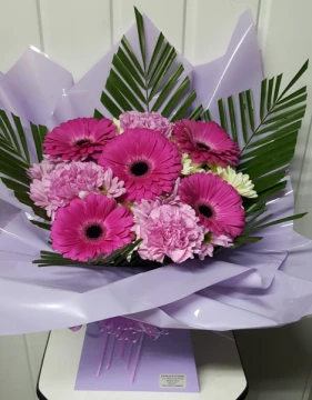 loved-in-lilac