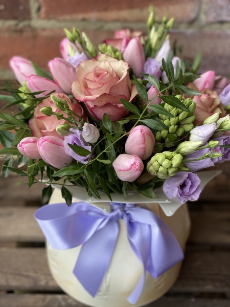 pastel-hand-tied
