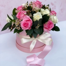 pink-hat-box