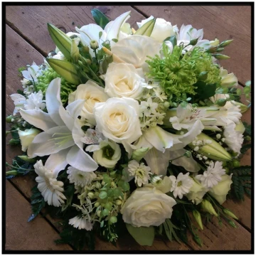 country-white-posy