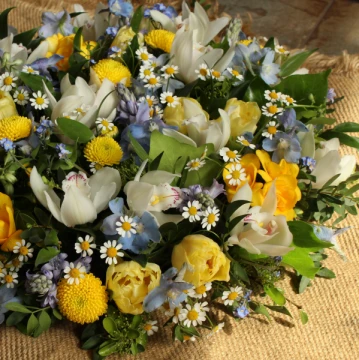 springlike-posy