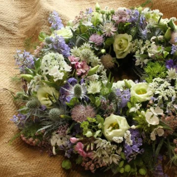 seasonal-wreath