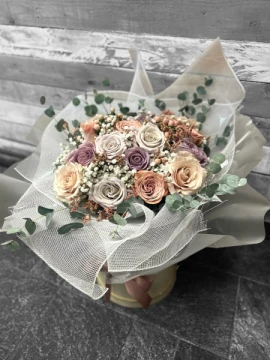 nude-deluxe-roses