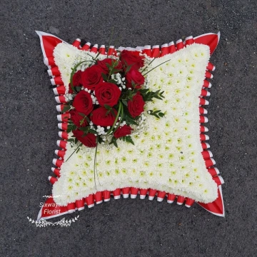 red-cushion