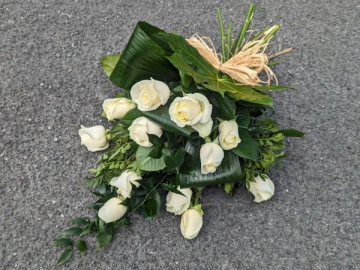ivory-rose-tied-sheaf