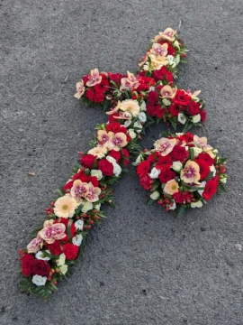 modern-cross-and-posy