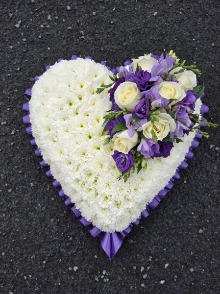 Purple medium heart