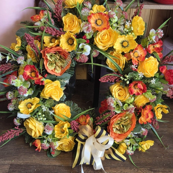 artificial-door-wreath