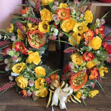 artificial-door-wreath