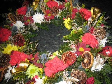 fresh-christmas-wreath