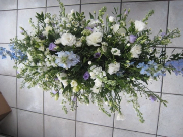 3ft-coffin-spray