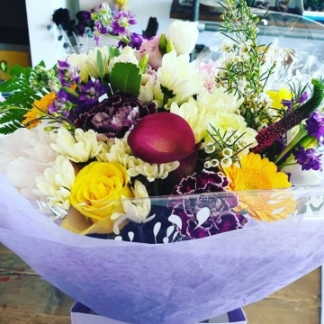 meadow-style-bouquets