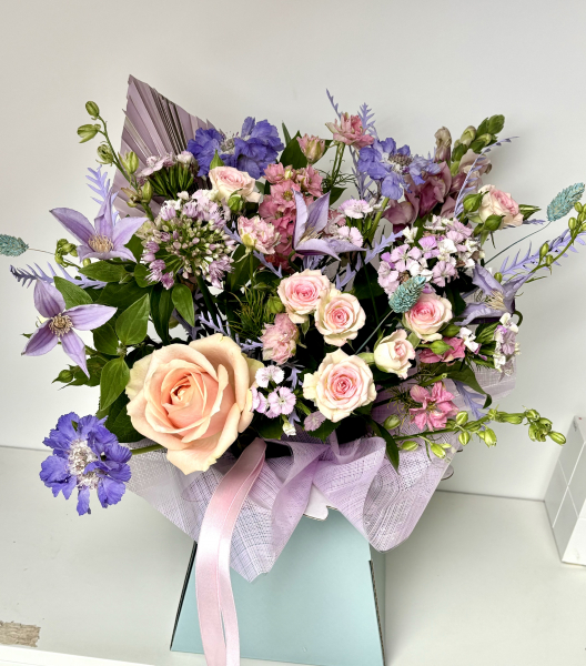 pastel-bouquet-gift-box