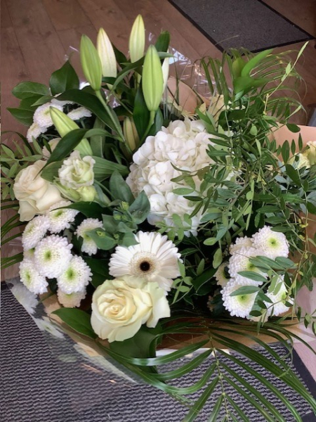 white-hand-tied-bouquet