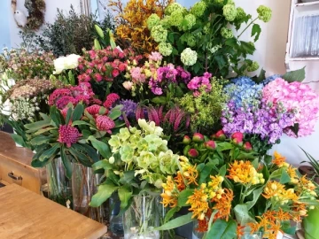 blossom-house-bouquet