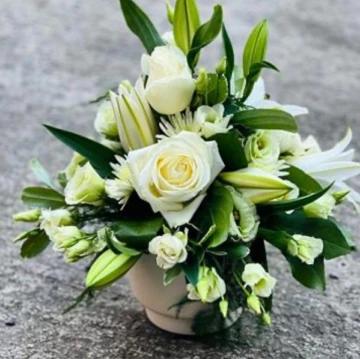 sending-love-arrangement