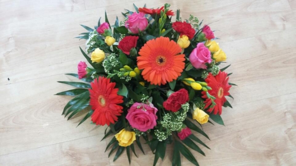 vibrant-posy-tribute