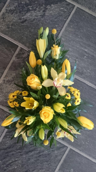yellow-single-ended-spray