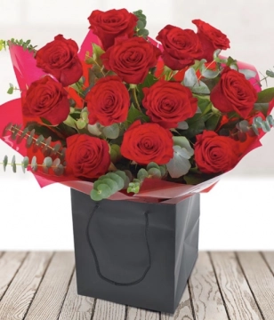 twelve-red-roses