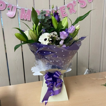 purple-and-cream-aquapack