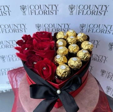 chocolate-and-rose-hatbox