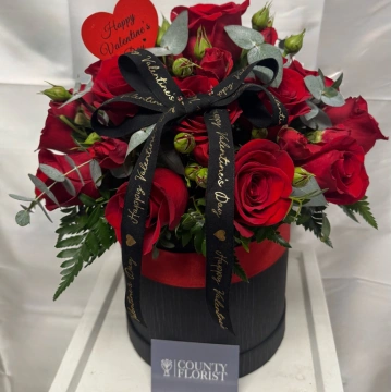 red-rose-hatbox