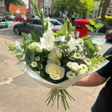 white-and-green-handtied