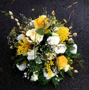 spring-posy