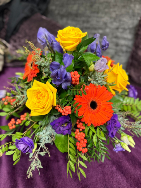 Tropical posy
