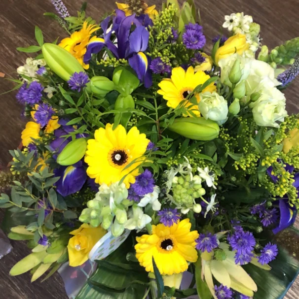 a-beautiful-mixture-of-flowers