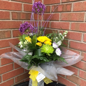 grey-jug-arrangements
