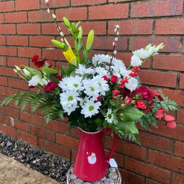 santa-jug-arrangement
