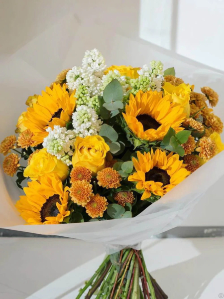 Mellow sunshine hand-tied