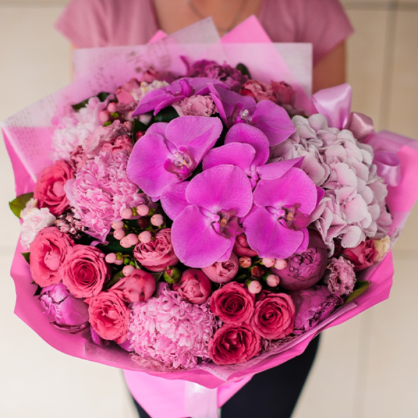 Ideal hand bouquet