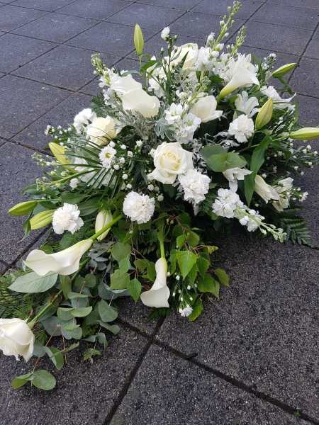All-white-sympathy-spray