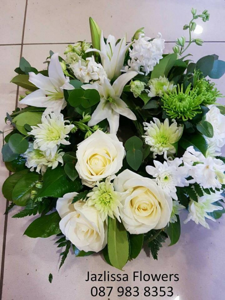 Green-white-wreath
