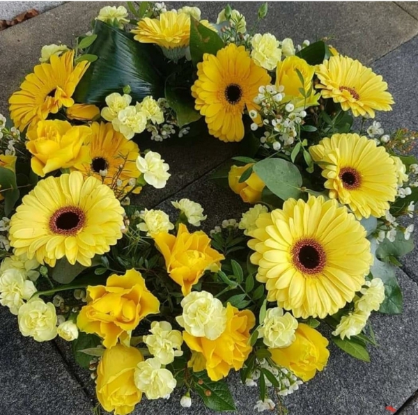 Yellow-wreath