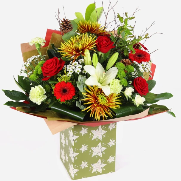 festive-grandeur-luxurious-christmas-bouquet-in-a-festive-themed-box-1
