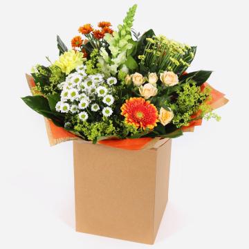 citrus-sunrise-bouquet-with-yellow-white-and-orange-flowers-1